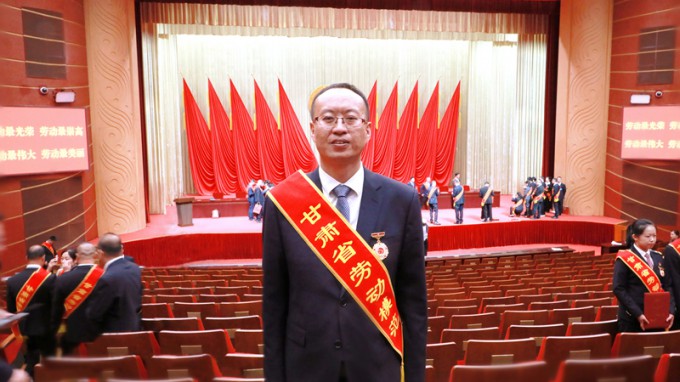 讓奮斗成為青春底色，為隴原水利繪就藍(lán)圖 | 記甘肅省勞動(dòng)模范李長(zhǎng)春